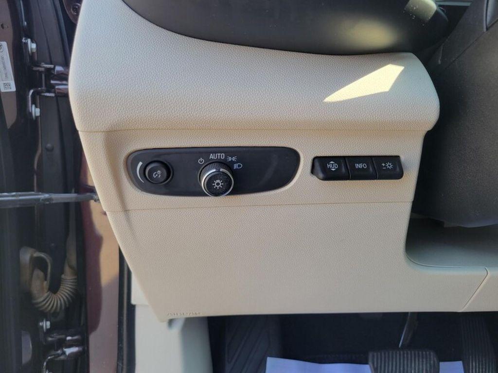 used 2021 Buick Envision car, priced at $23,415