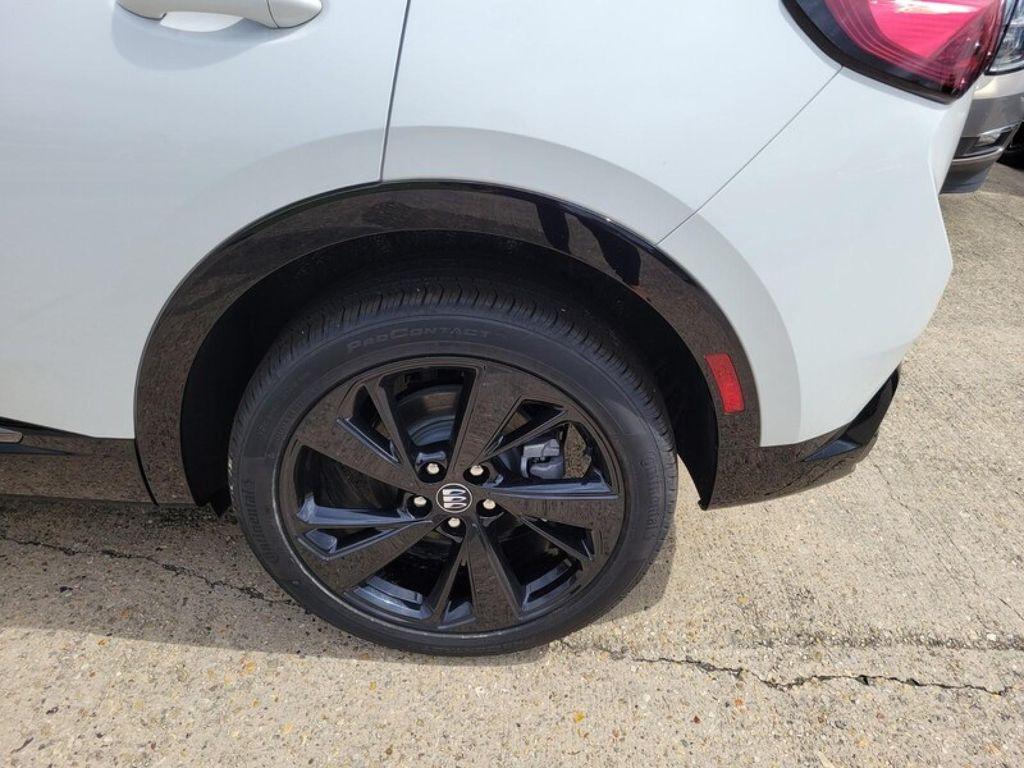 new 2025 Buick Envision car, priced at $37,395