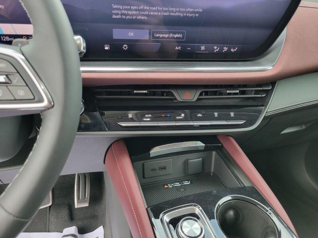 new 2025 Buick Envision car, priced at $37,395