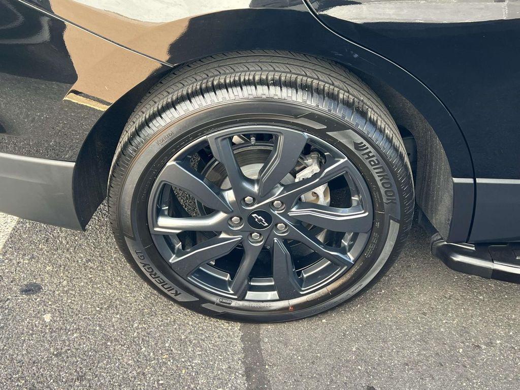 used 2023 Chevrolet Equinox car, priced at $21,988