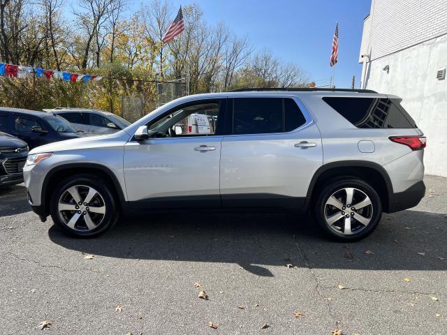 used 2021 Chevrolet Traverse car, priced at $31,998