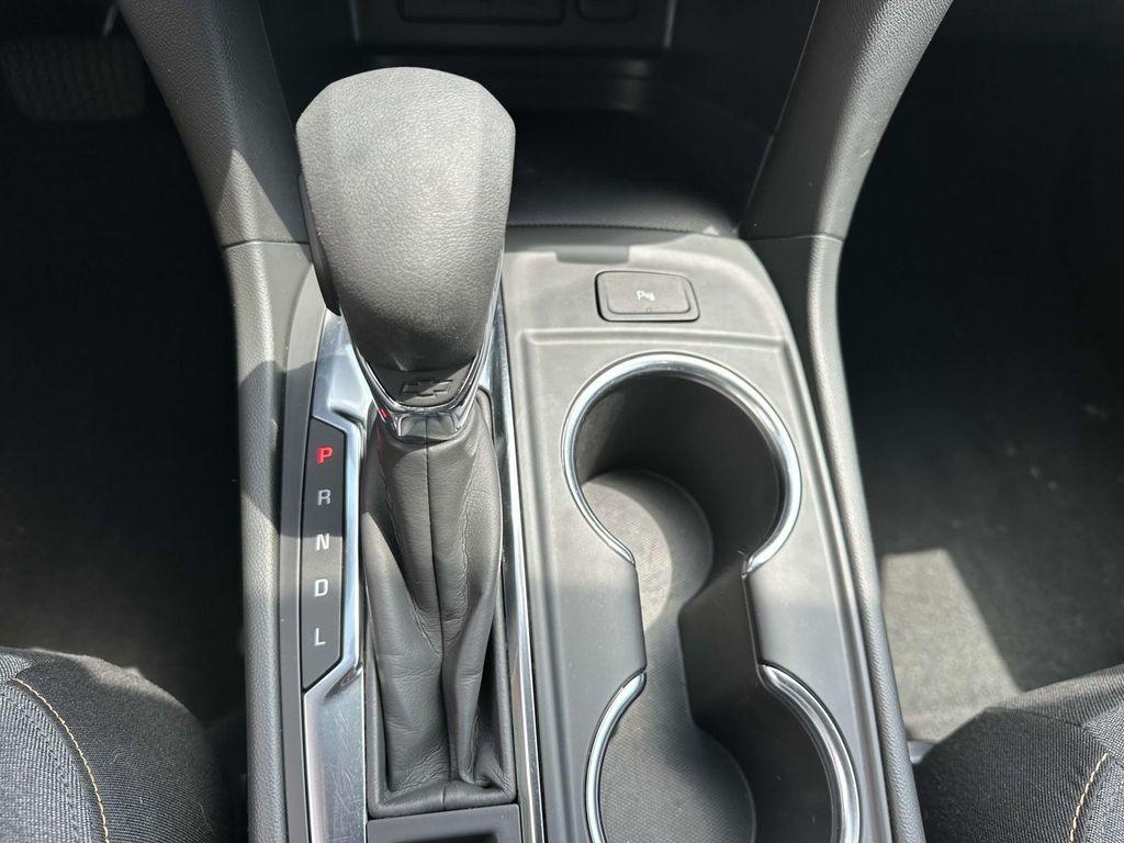 used 2022 Chevrolet Equinox car, priced at $16,991