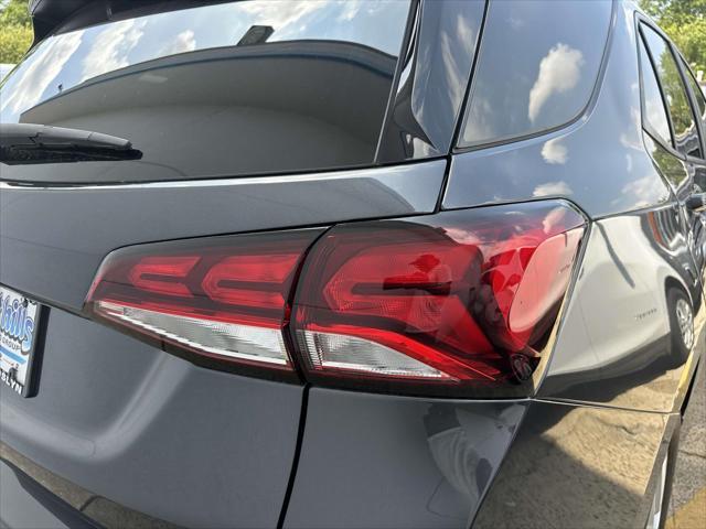 used 2022 Chevrolet Equinox car, priced at $17,512