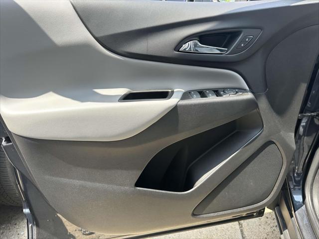 used 2022 Chevrolet Equinox car, priced at $17,512