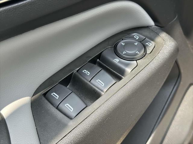 used 2022 Chevrolet Equinox car, priced at $17,512