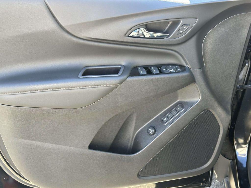 used 2022 Chevrolet Equinox car, priced at $22,518