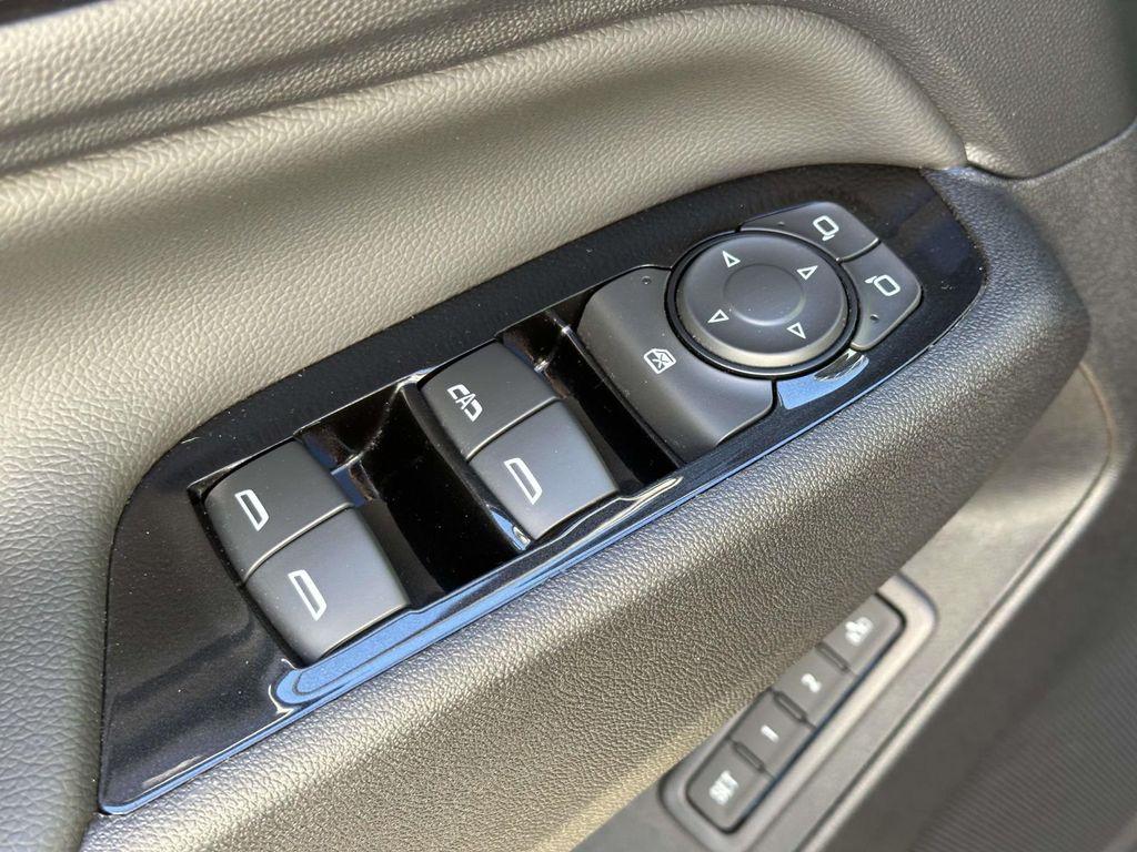 used 2022 Chevrolet Equinox car, priced at $22,518