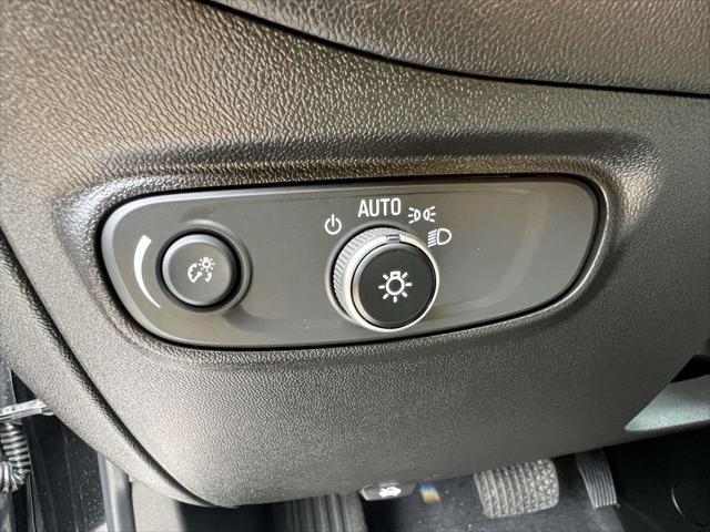 used 2022 Chevrolet Equinox car, priced at $19,994