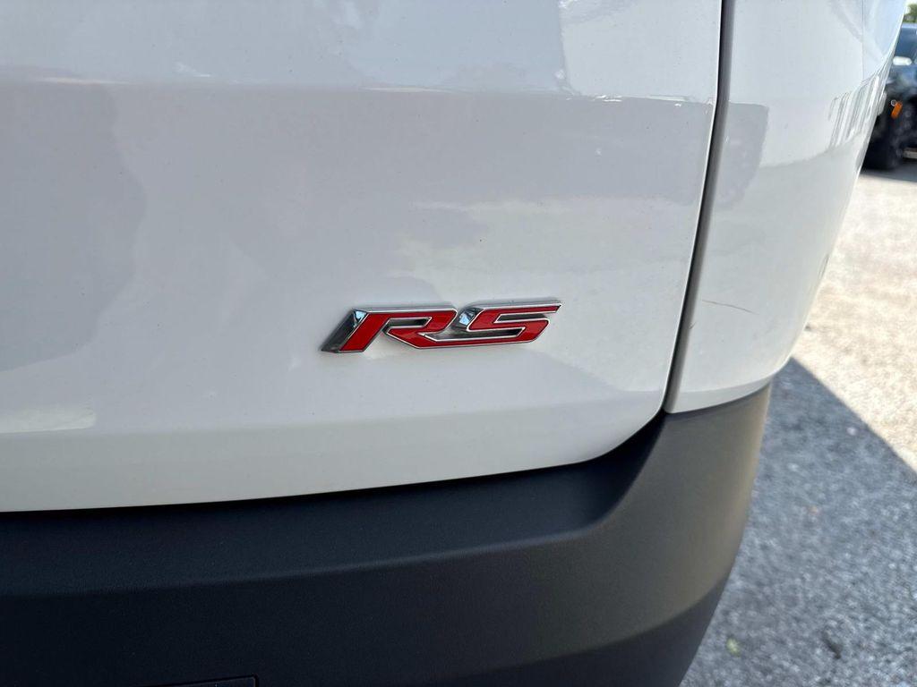 used 2022 Chevrolet Traverse car, priced at $30,292