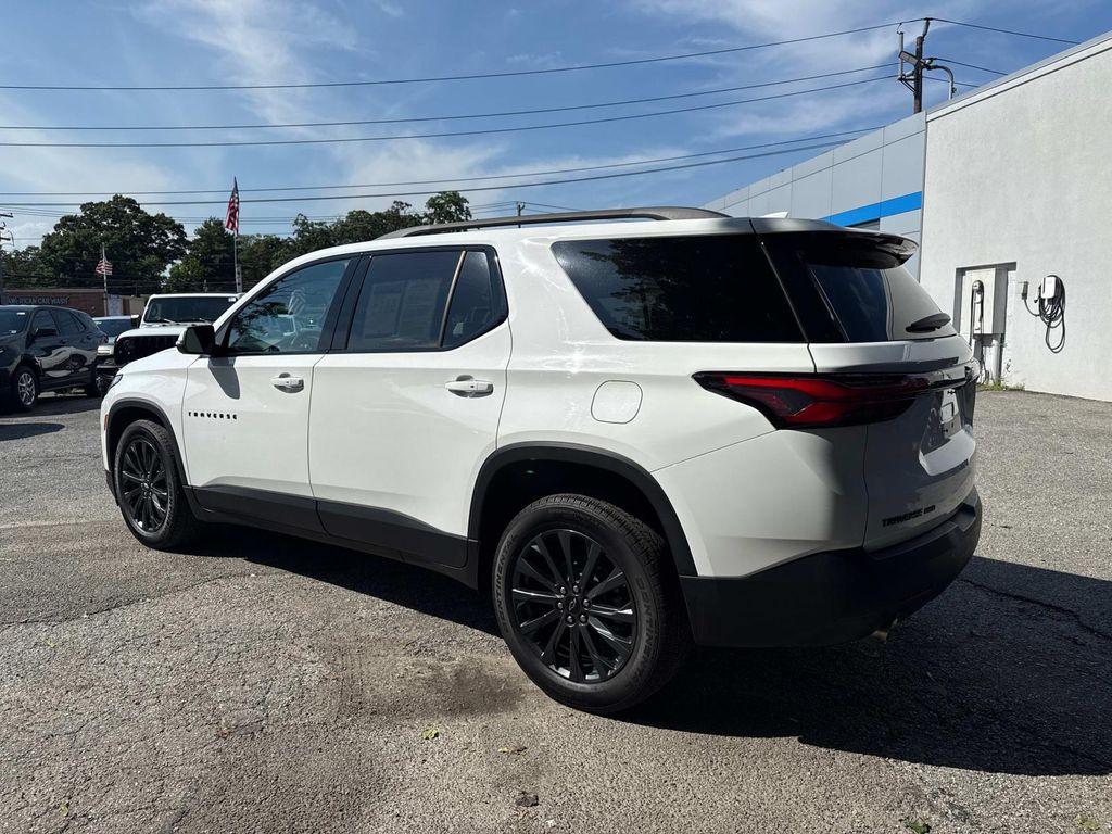 used 2022 Chevrolet Traverse car, priced at $30,292