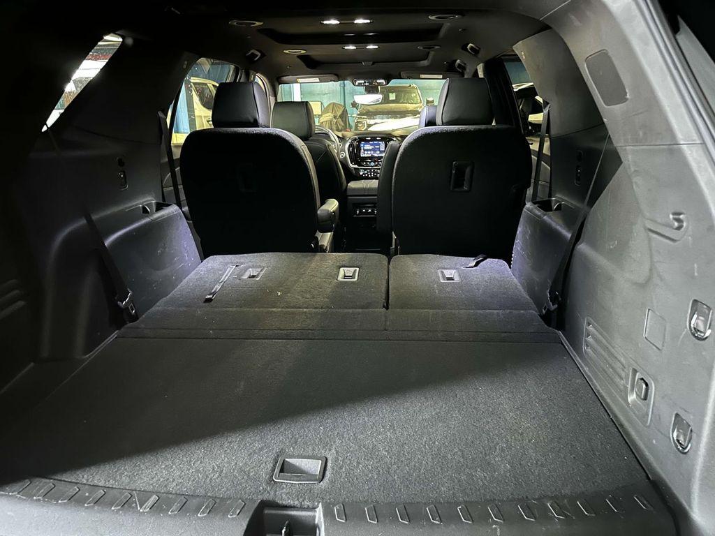 used 2022 Chevrolet Traverse car, priced at $30,292