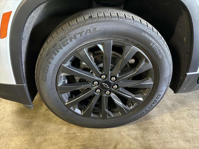 used 2022 Chevrolet Traverse car, priced at $31,992