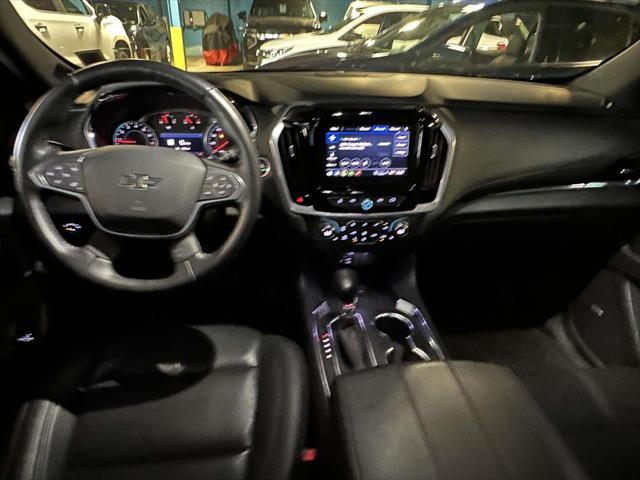 used 2022 Chevrolet Traverse car, priced at $31,992