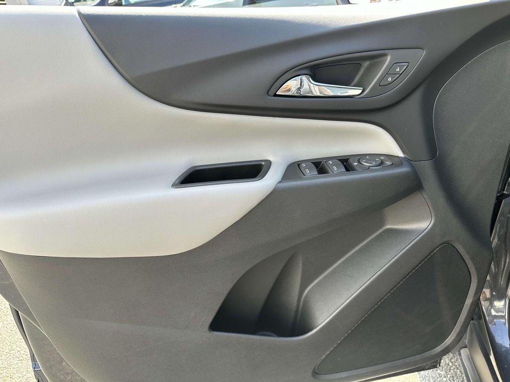 used 2023 Chevrolet Equinox car, priced at $17,591