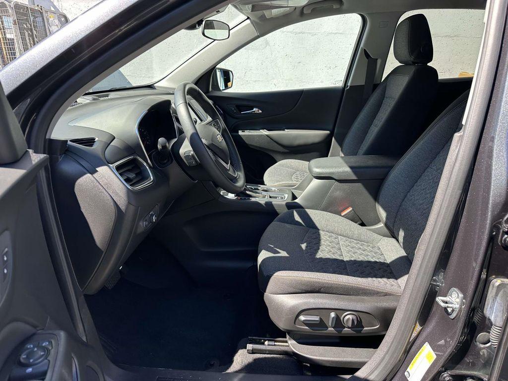 used 2022 Chevrolet Equinox car, priced at $17,124