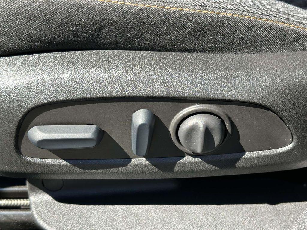 used 2022 Chevrolet Equinox car, priced at $17,124
