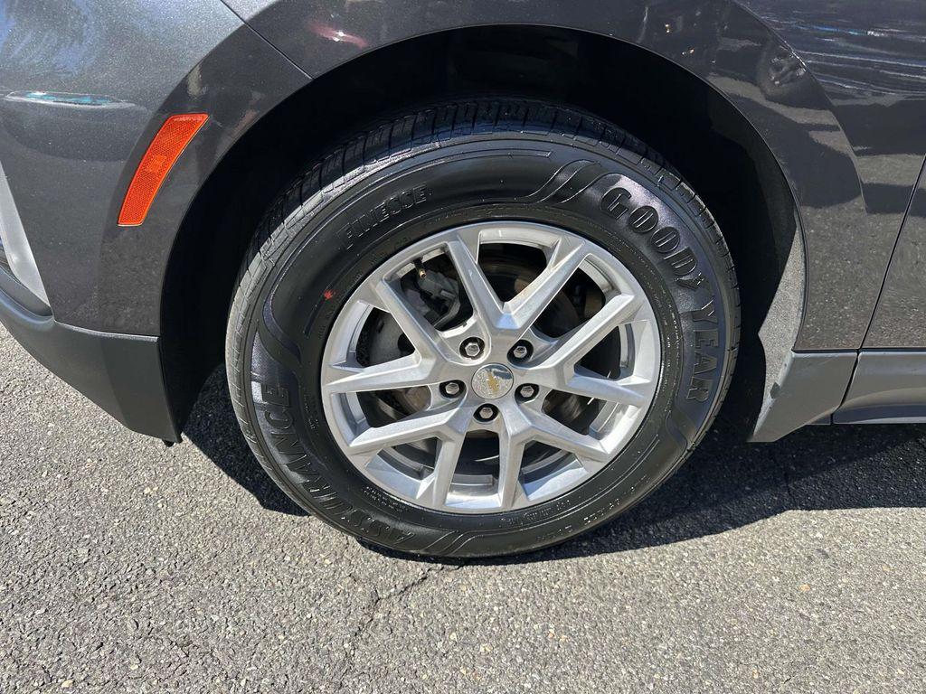 used 2022 Chevrolet Equinox car, priced at $17,124