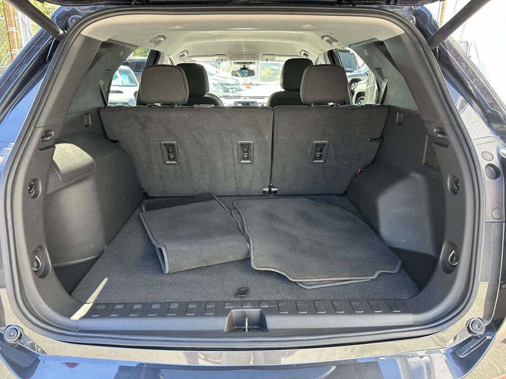 used 2022 Chevrolet Equinox car, priced at $17,124