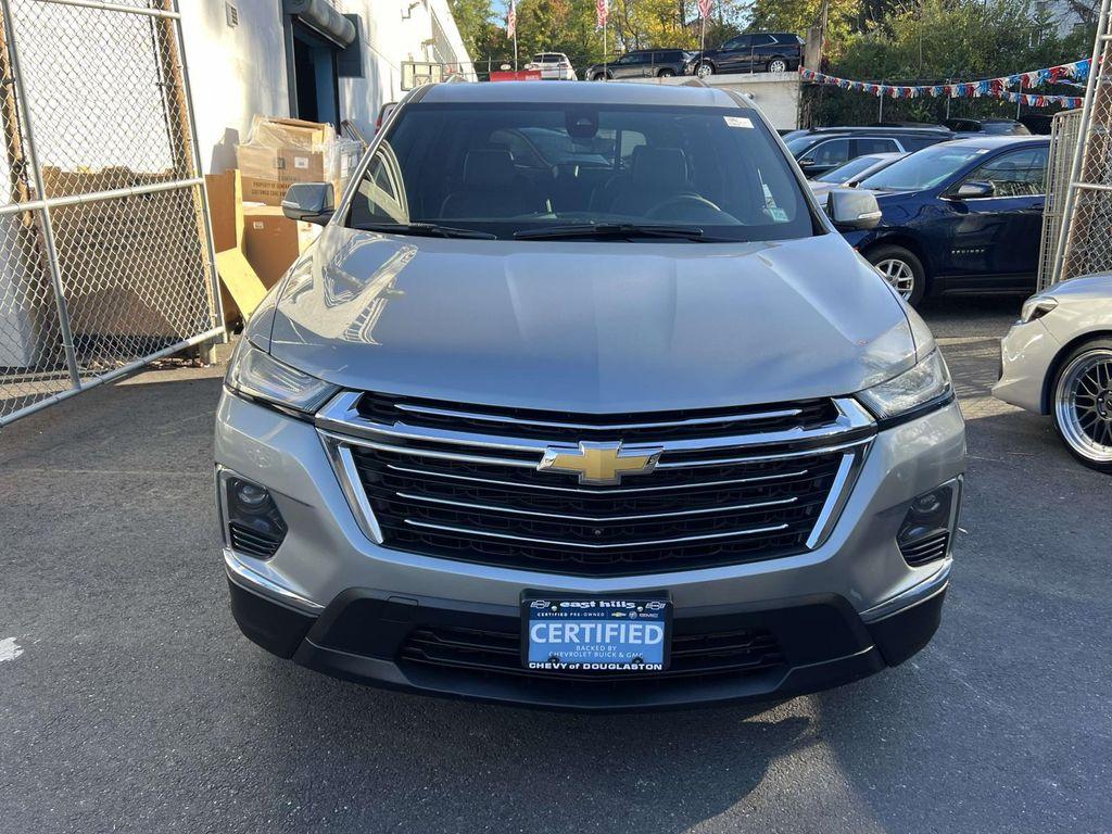 used 2023 Chevrolet Traverse car, priced at $27,198