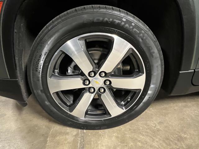 used 2022 Chevrolet Traverse car, priced at $32,124