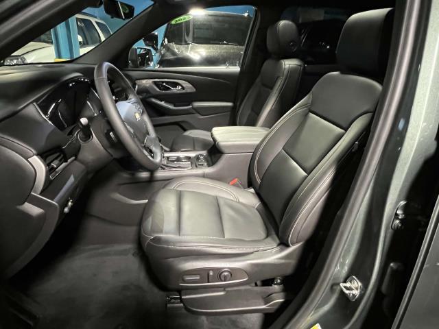 used 2022 Chevrolet Traverse car, priced at $32,124