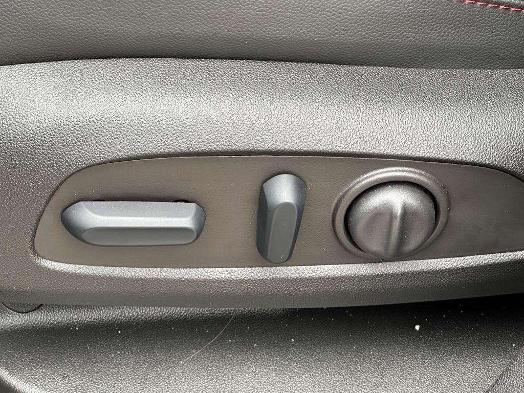 used 2022 Chevrolet Equinox car, priced at $19,992