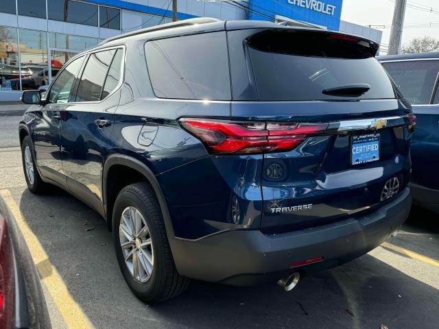 used 2022 Chevrolet Traverse car, priced at $26,492
