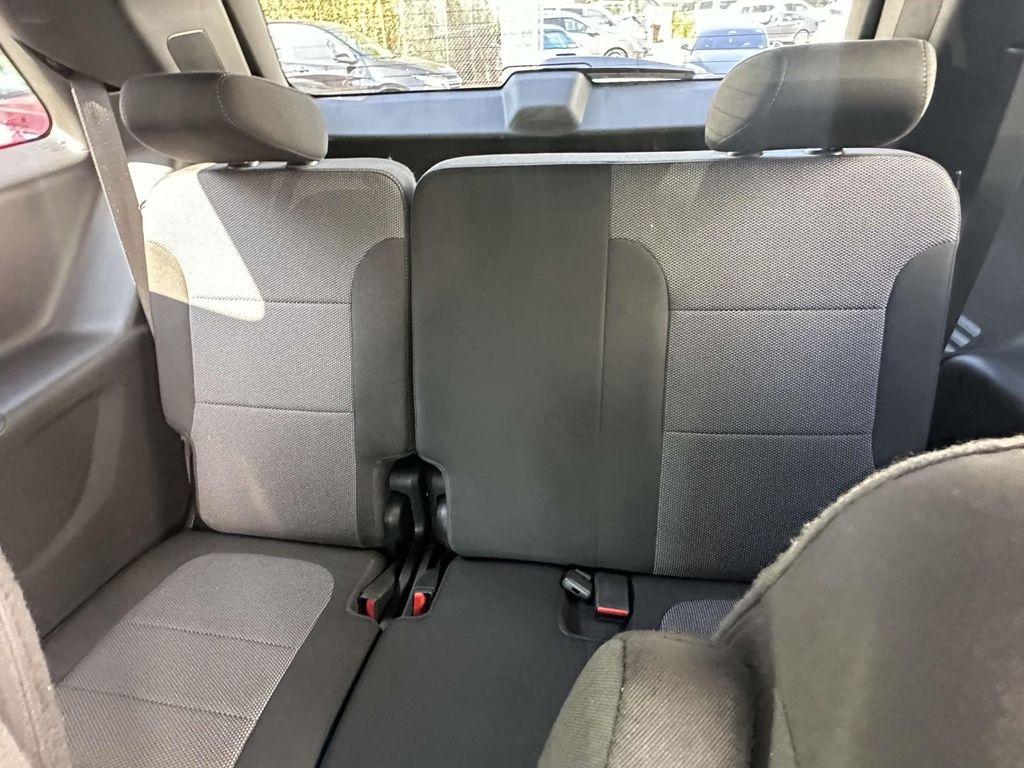 used 2023 Chevrolet Traverse car, priced at $28,991