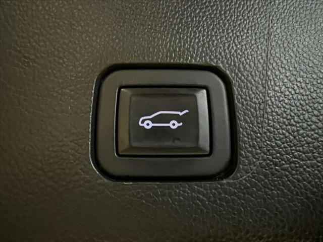 used 2020 Chevrolet Traverse car, priced at $24,995