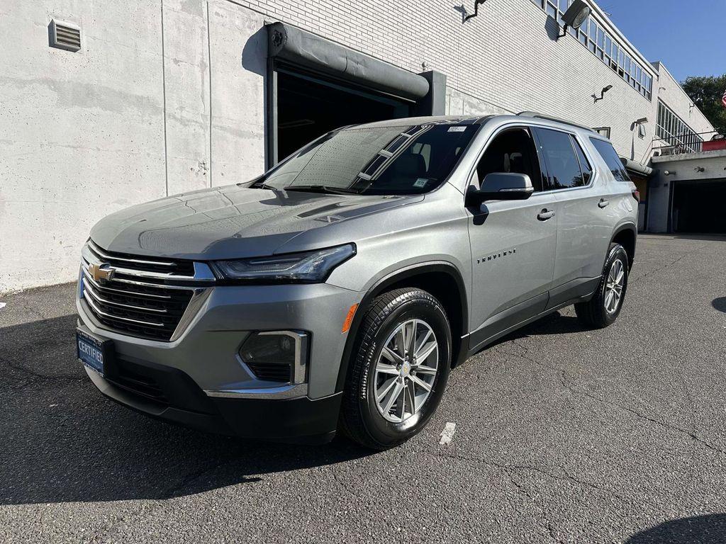 used 2023 Chevrolet Traverse car, priced at $30,888