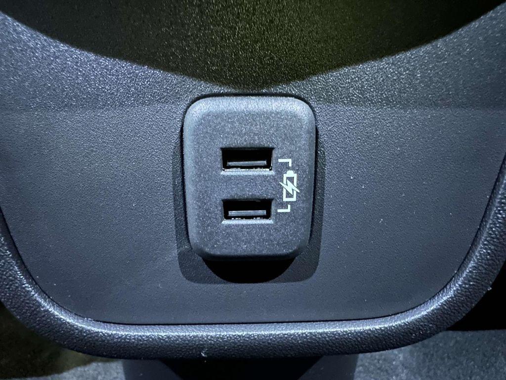 used 2022 Chevrolet Equinox car, priced at $18,592