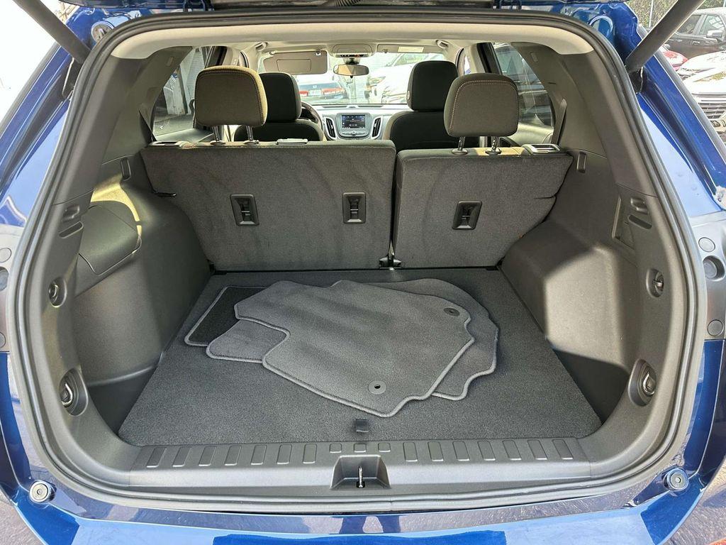 used 2022 Chevrolet Equinox car, priced at $21,327