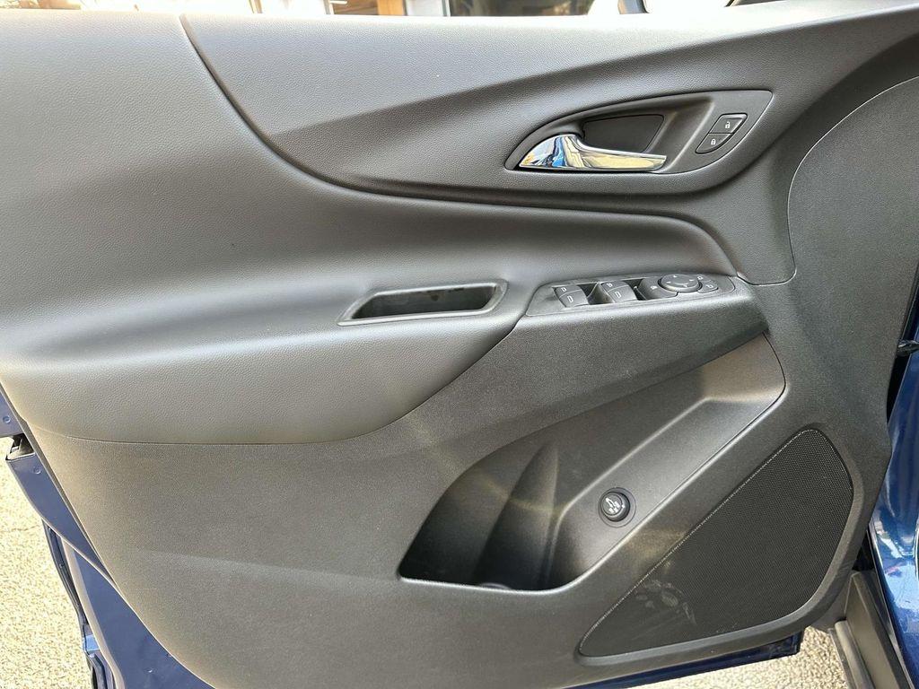 used 2022 Chevrolet Equinox car, priced at $21,327
