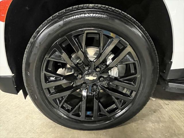used 2023 Chevrolet Suburban car