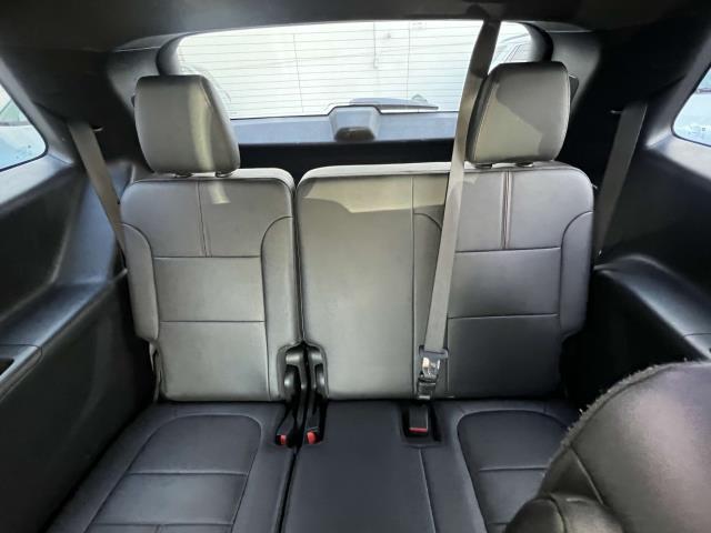 used 2022 Chevrolet Traverse car, priced at $34,399