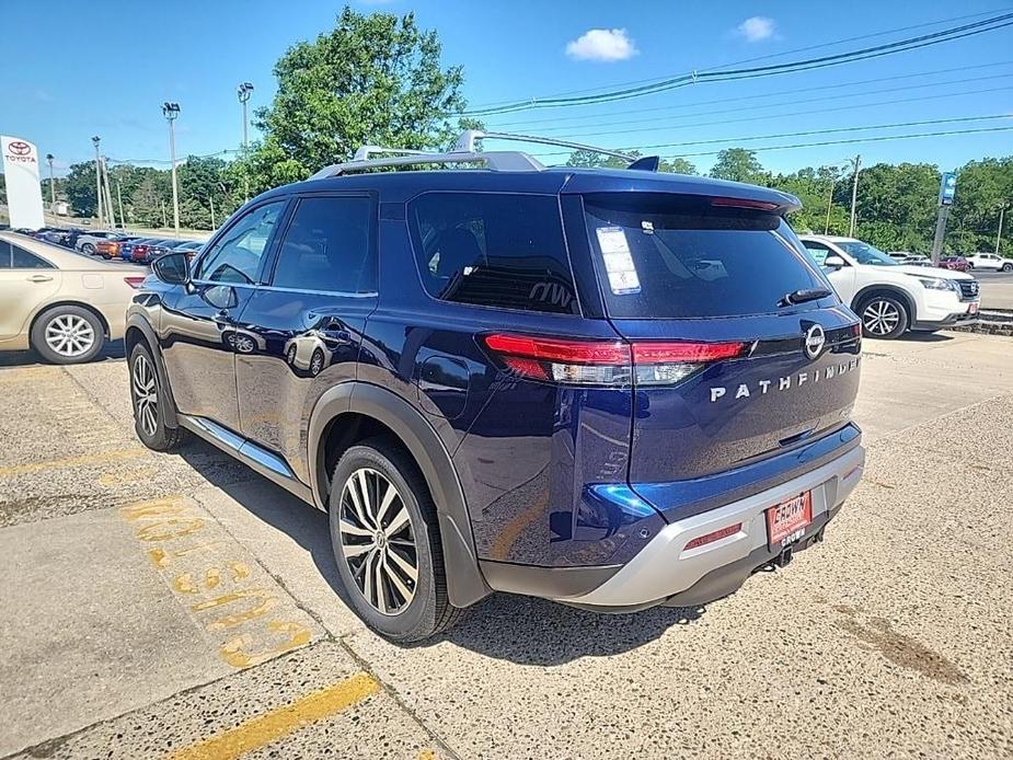 new 2024 Nissan Pathfinder car, priced at $51,550