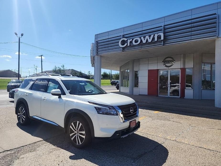 new 2024 Nissan Pathfinder car, priced at $52,605