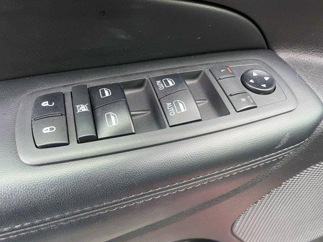 used 2020 Jeep Grand Cherokee car, priced at $20,792