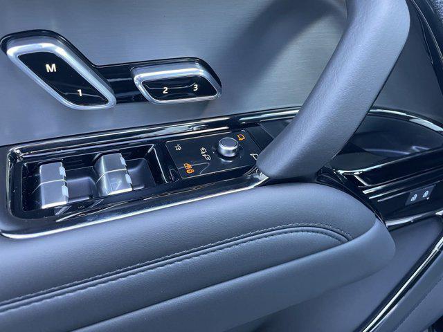 new 2025 Land Rover Range Rover Sport car, priced at $96,305