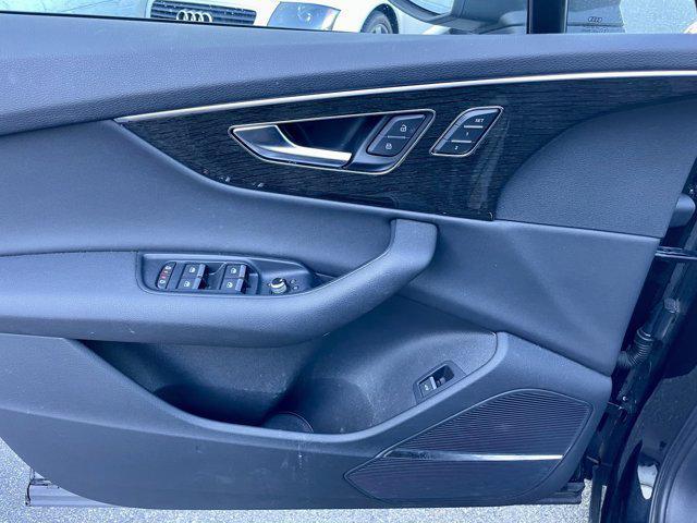 used 2022 Audi Q7 car, priced at $37,129