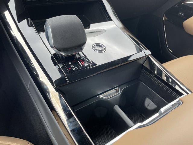 new 2025 Land Rover Range Rover Sport car, priced at $92,955