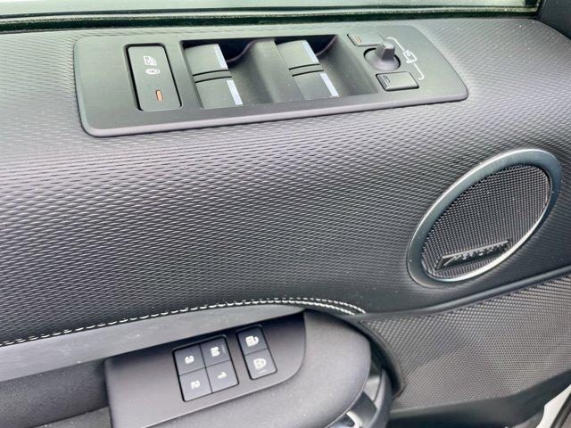 used 2024 Land Rover Discovery car, priced at $53,995
