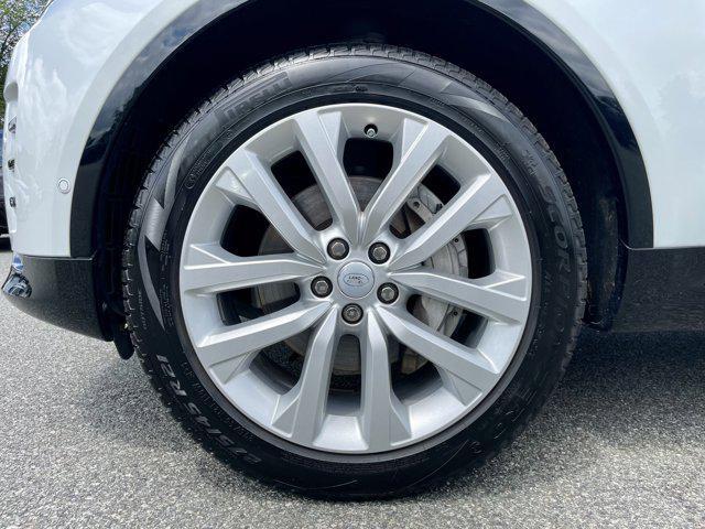 used 2024 Land Rover Discovery car, priced at $53,995