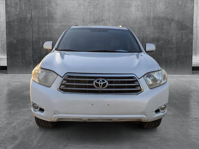 used 2009 Toyota Highlander car, priced at $11,495