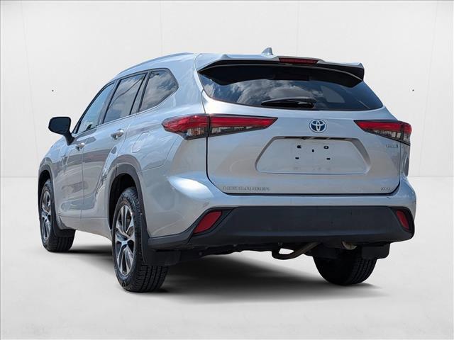 used 2020 Toyota Highlander Hybrid car, priced at $35,499