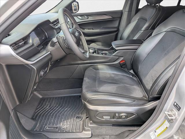 used 2024 Jeep Grand Cherokee car, priced at $31,398