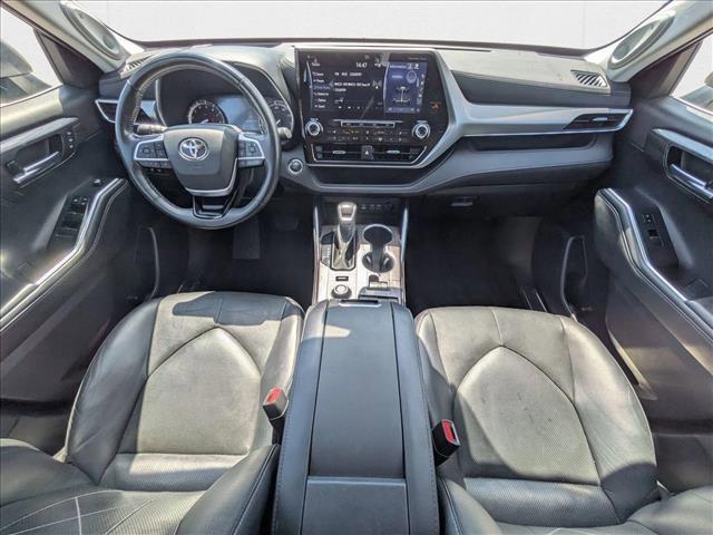 used 2022 Toyota Highlander car, priced at $37,929