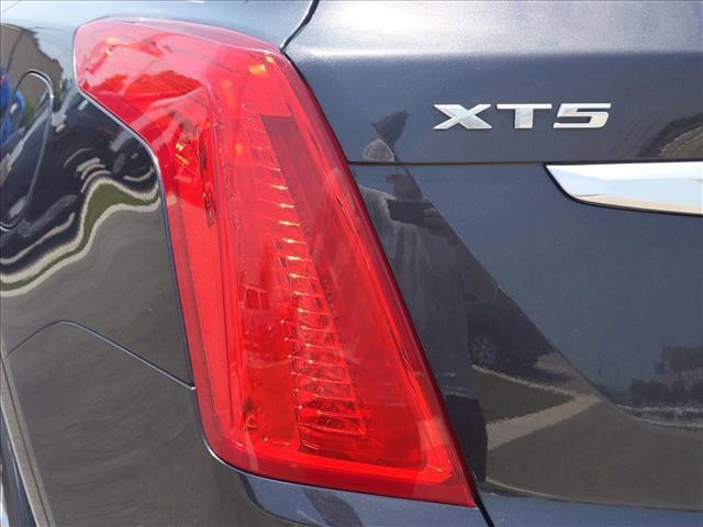 used 2018 Cadillac XT5 car, priced at $16,995