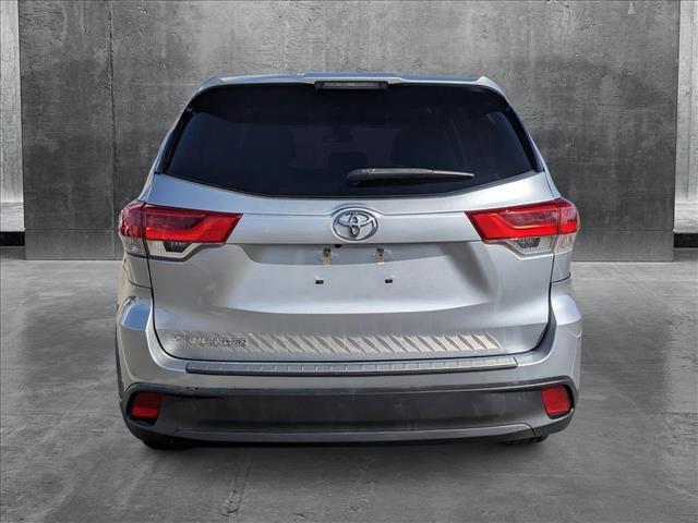 used 2019 Toyota Highlander car, priced at $20,995