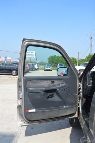 used 2001 Chevrolet Silverado 2500 car, priced at $9,950